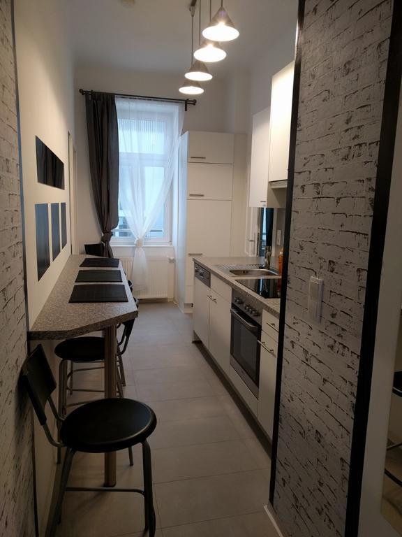 Design Place 1030 Wina Bagian luar foto