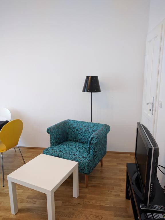 Design Place 1030 Wina Bagian luar foto