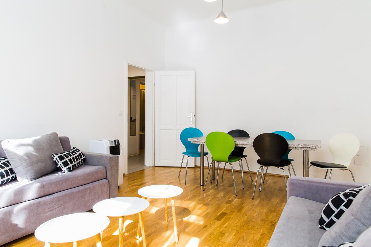 Design Place 1030 Wina Bagian luar foto