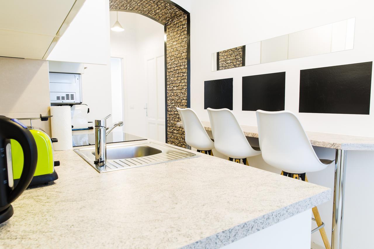 Design Place 1030 Wina Bagian luar foto